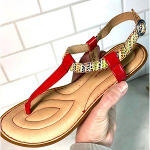 Born Crown supportive casual red patent leather thong sandals heel strap EUC 7